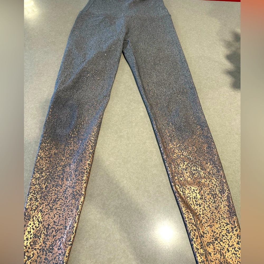 Beyond yoga shiny leggings